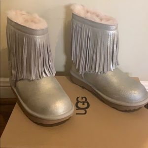 💲SOLD💲Kids fringe ugg boots